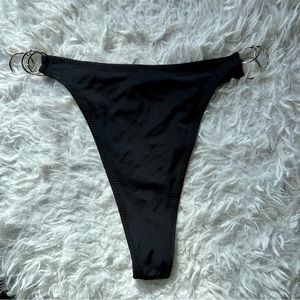 Black bikini bottoms